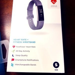 Fitbit Alta HR with 3 extra bands